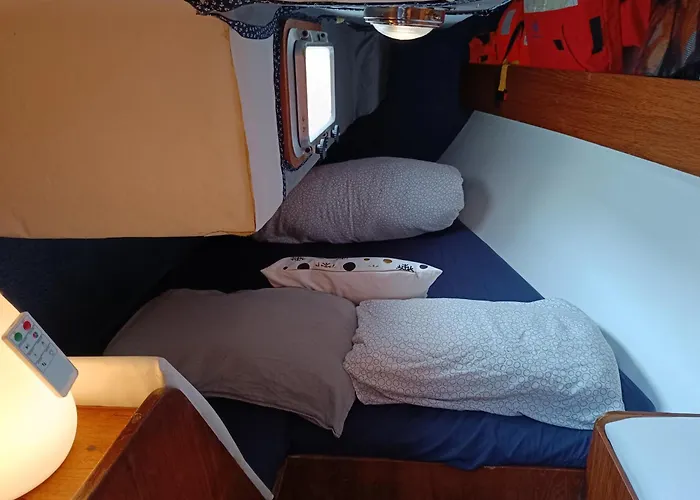 Sleep On A Sailing Boat Barcelona